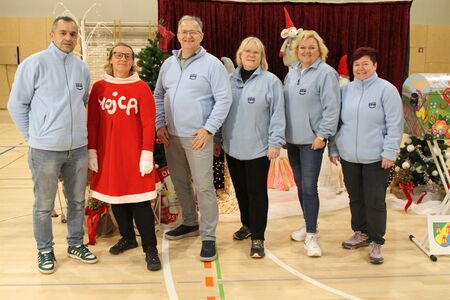 Dedek Mraz v Mirni Peci 2025 (2)